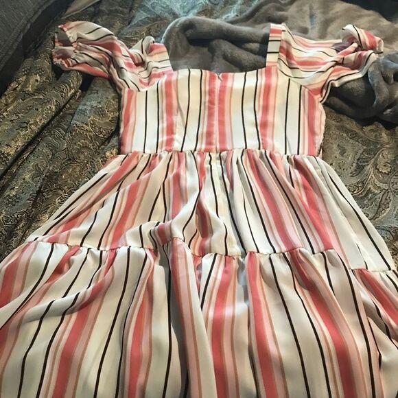Gabby Skye soze 8 beautiful lined dress like new see pics - Picture 5 of 5